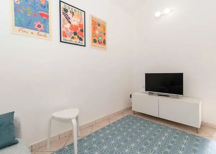 Appartamento Colourful Flat San Donato *