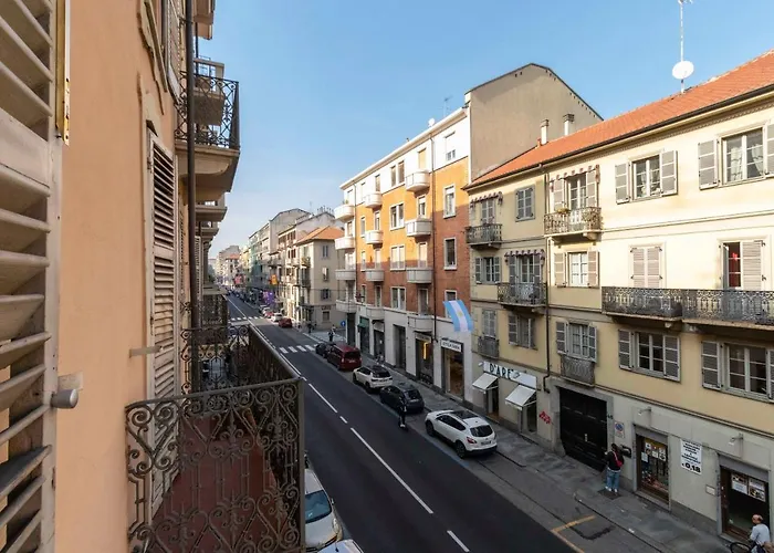 Colourful Flat San Donato Appartamento Torino