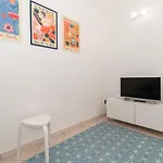 Appartamento Colourful Flat San Donato *