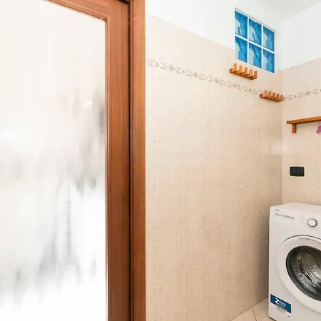 Appartamento Colourful Flat San Donato